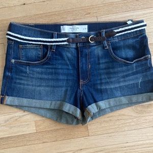 Brand new Abercrombie womens belted denim shorts sz 10